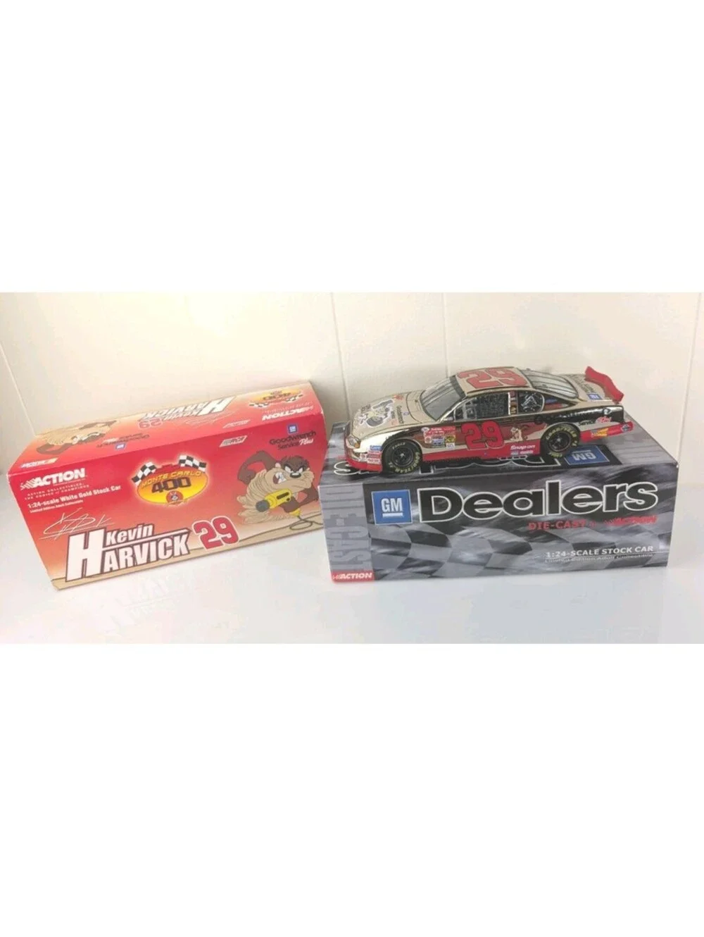 Dealers Kevin Harvick #29 Monte Carlo Taz Car Looney Tunes 1/24 RARE White Gold